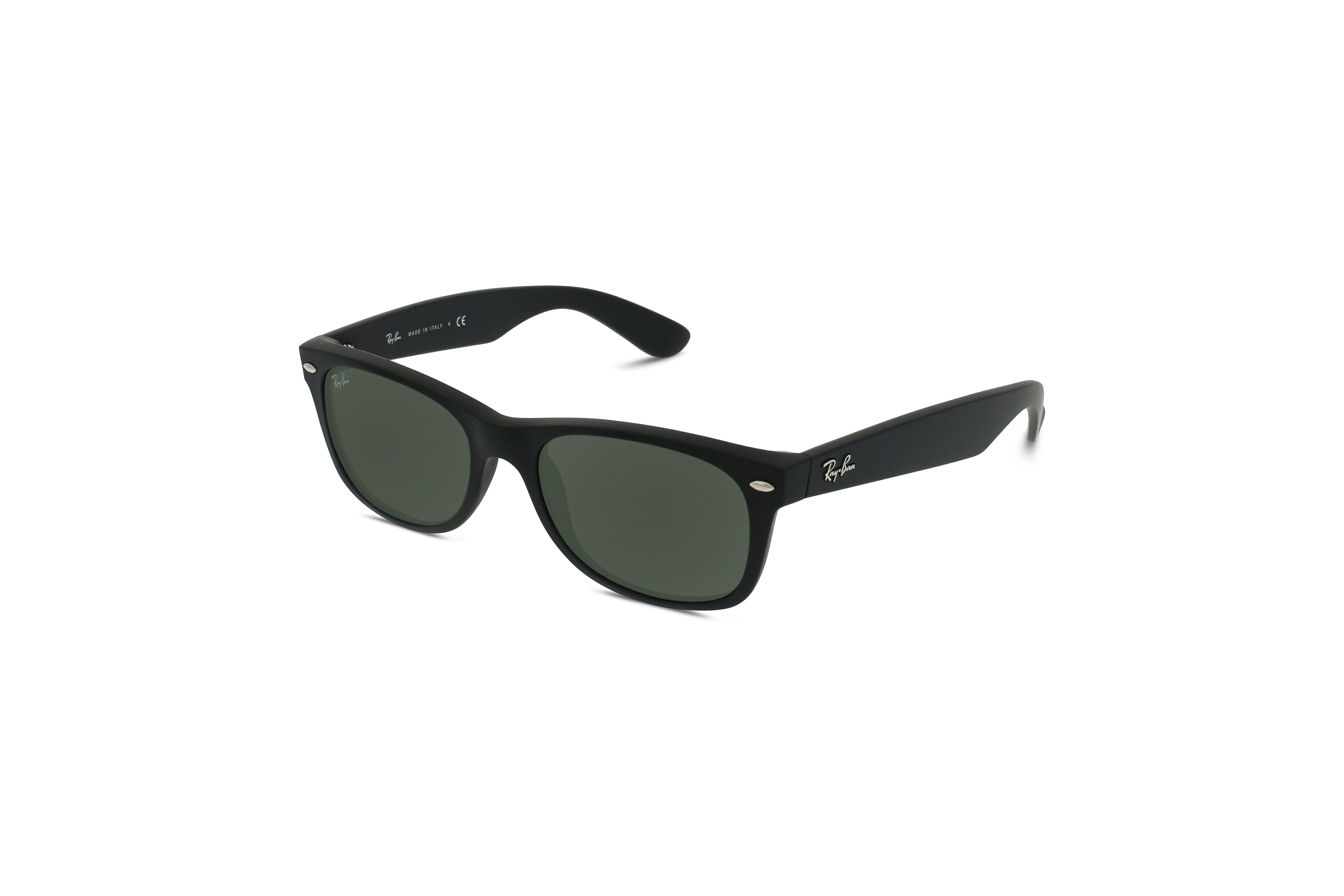 45° Ansicht der Sonnenbrille Ray-Ban Wayfarer RB2132 in Schwarz auf weißem Hintergrund.