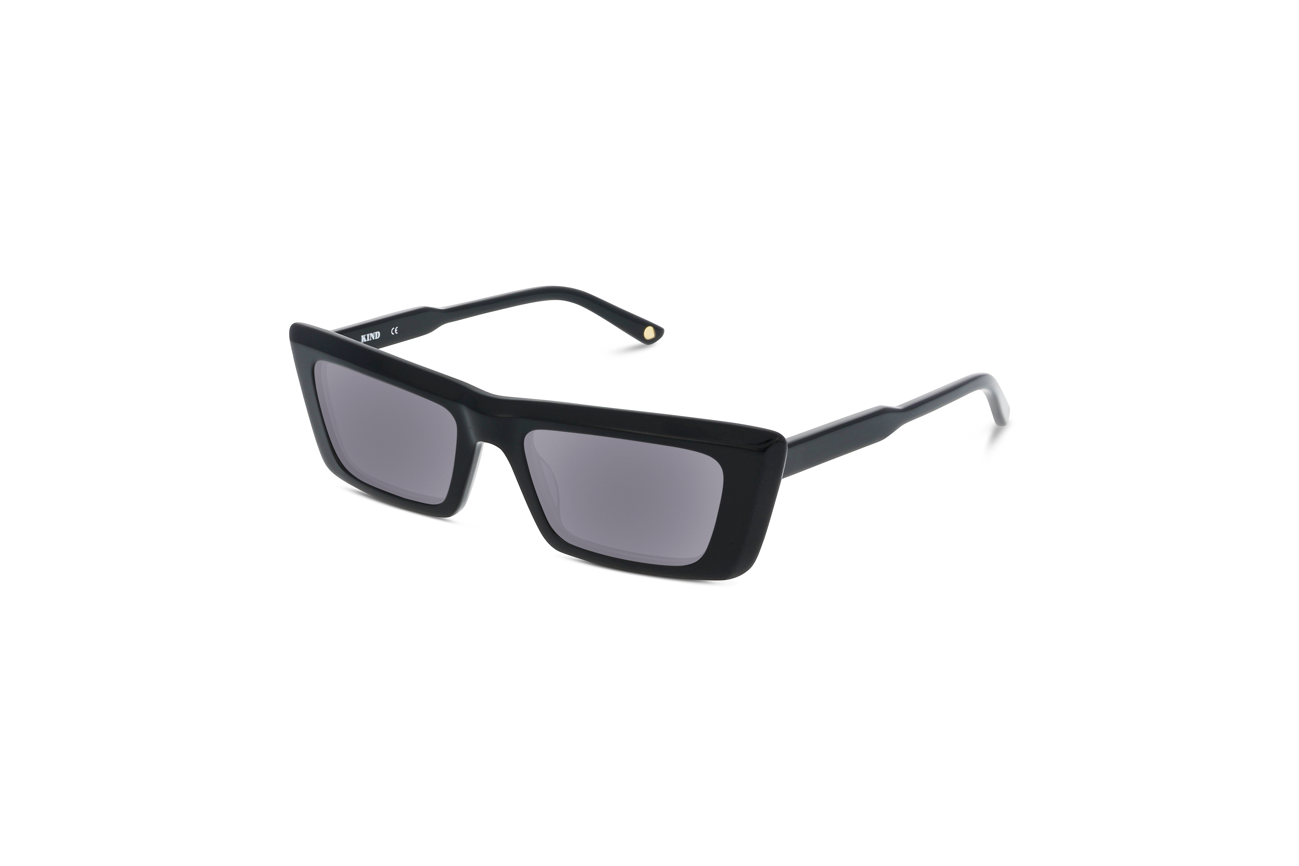 45° Ansicht der Sonnenbrille KIND 1057 in Schwarz auf weißem Hintergrund.