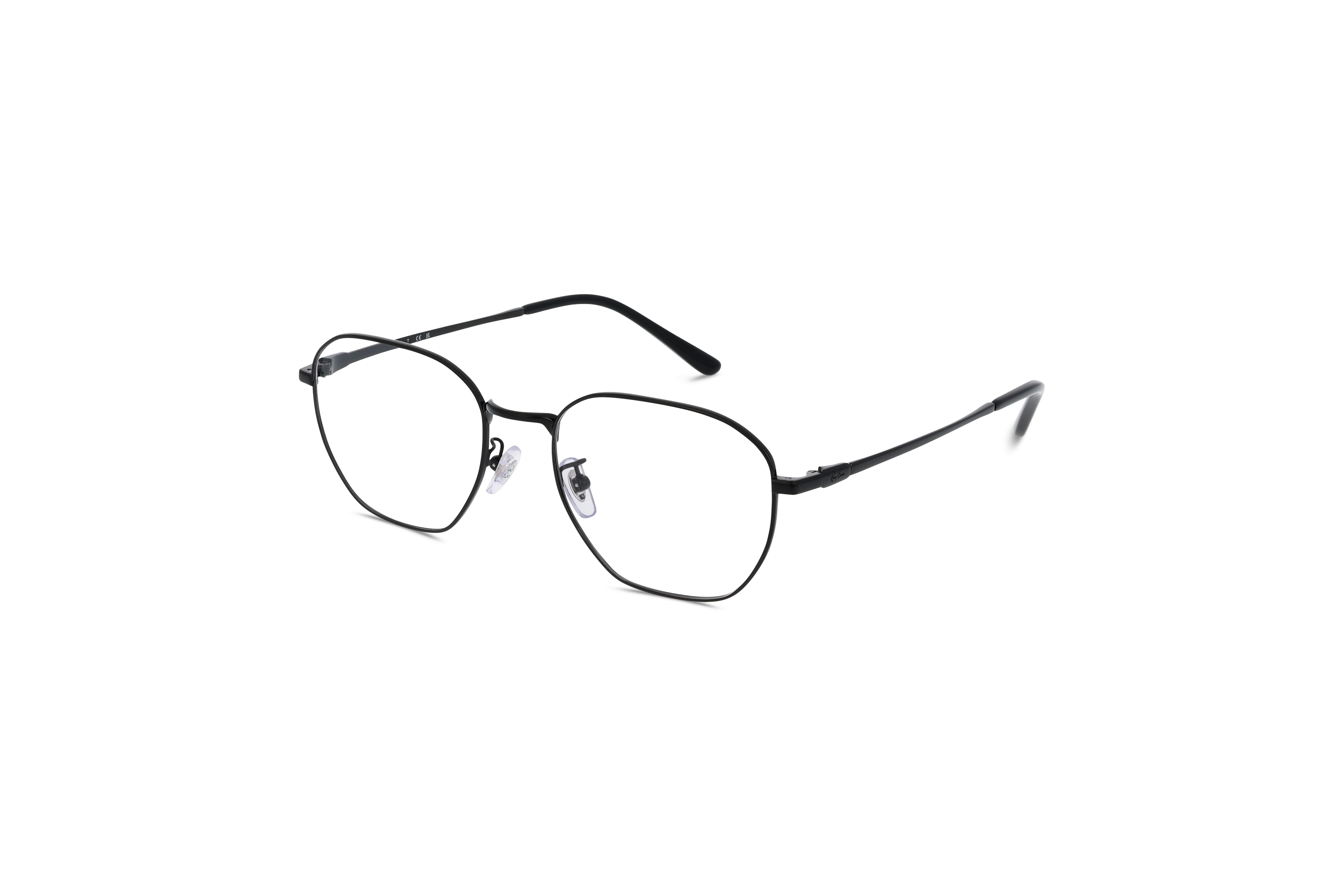 45° Ansicht der Brille Ray-Ban RX8777D in Schwarz auf weißem Hintergrund.