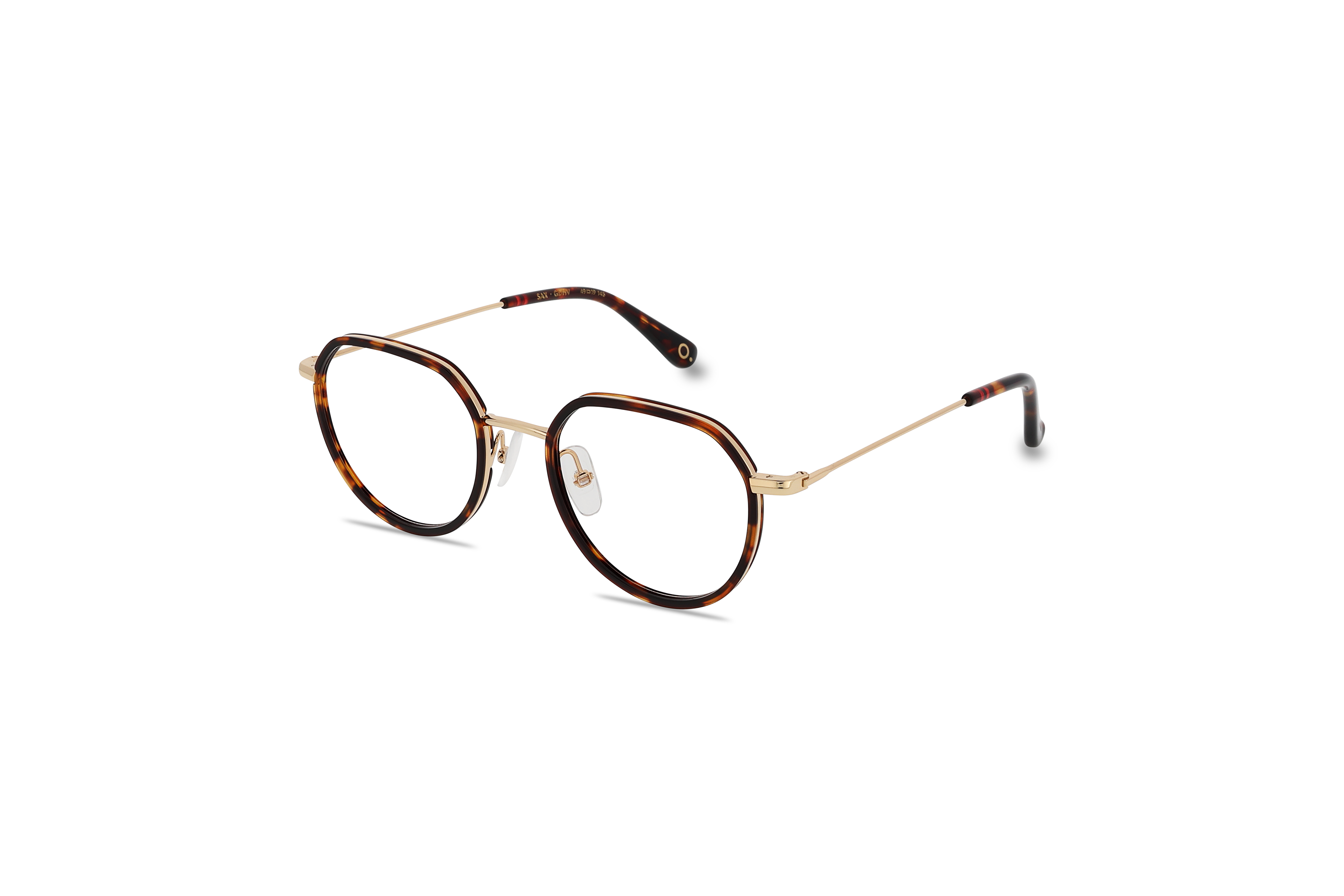 45° Ansicht der Brille Etnia Barcelona SAX in Havanna auf weißem Hintergrund.