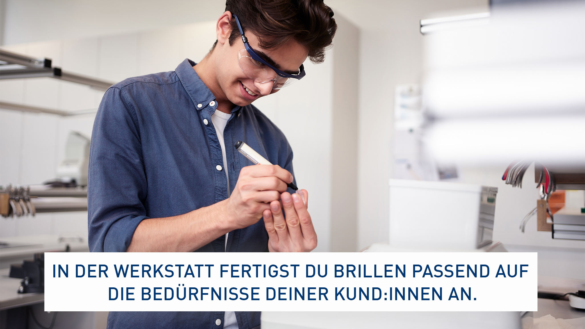 Azubi_Augenoptik_Werkstatt_06-2023_16x9