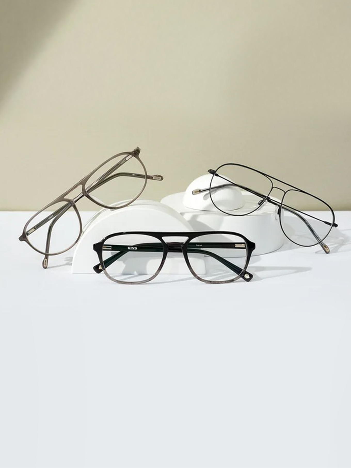 Herbst-Trends_Maenner_Alle_Brillen10-2023_3x4