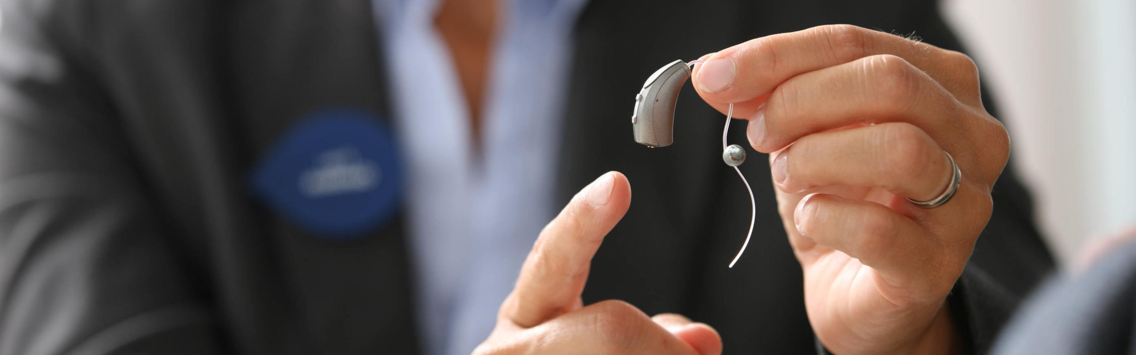 Hoergeraete_Beratung_16x5
