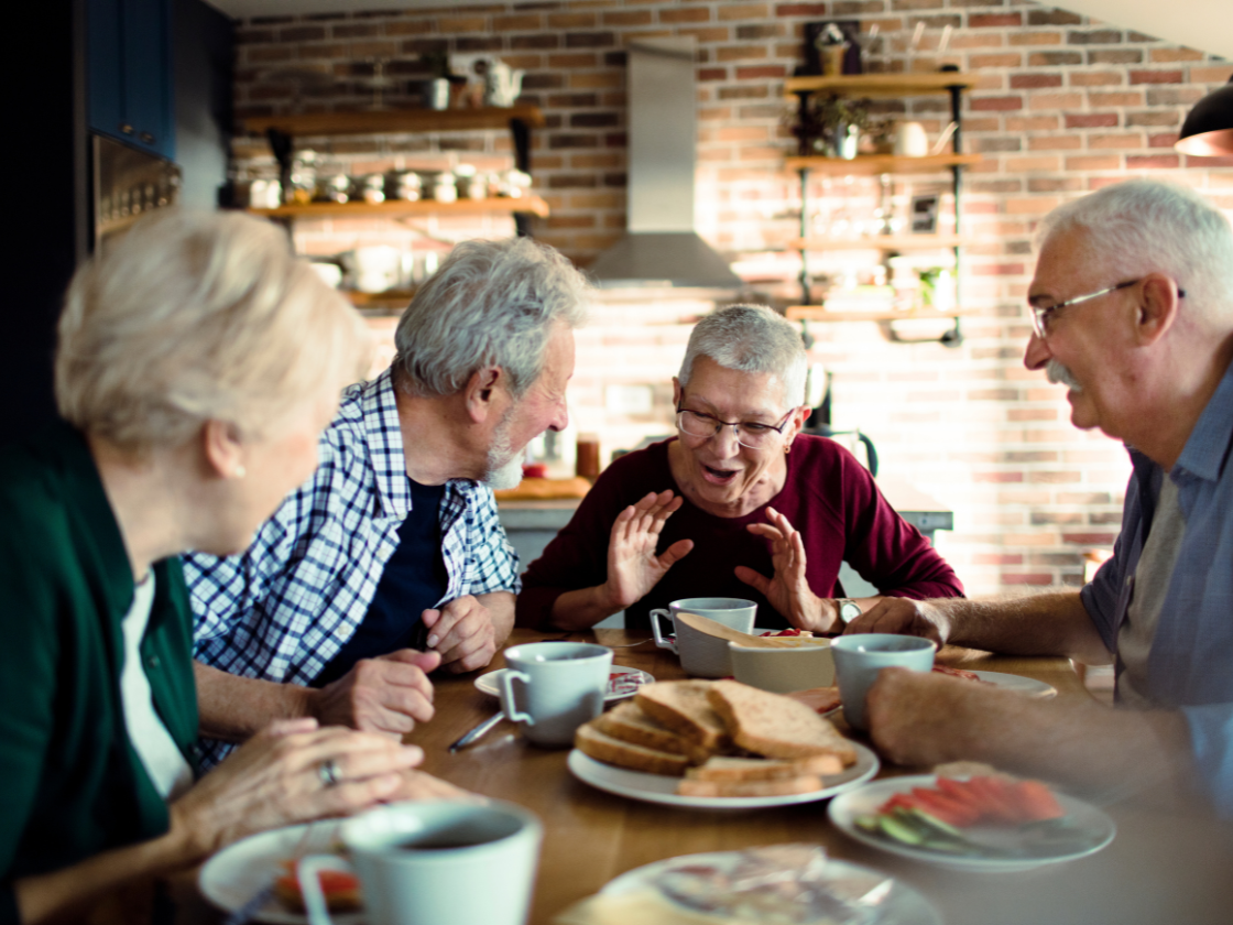 Hoermomente_Freunde_Familie_4x3