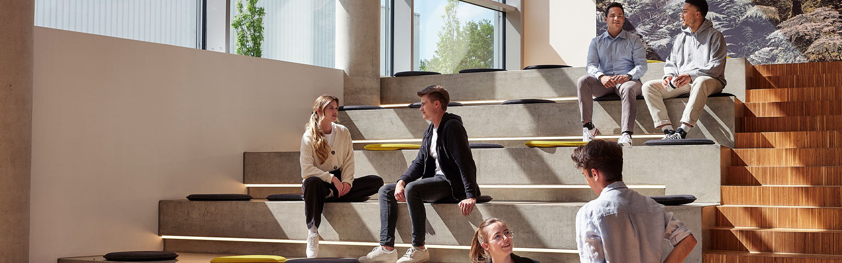 KIND_Campus_Halle_mit_Azubis_06-2025_16x5