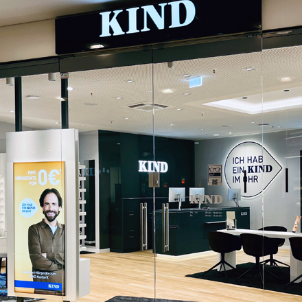 KIND_Fachgeschaeft_aussen_1x1