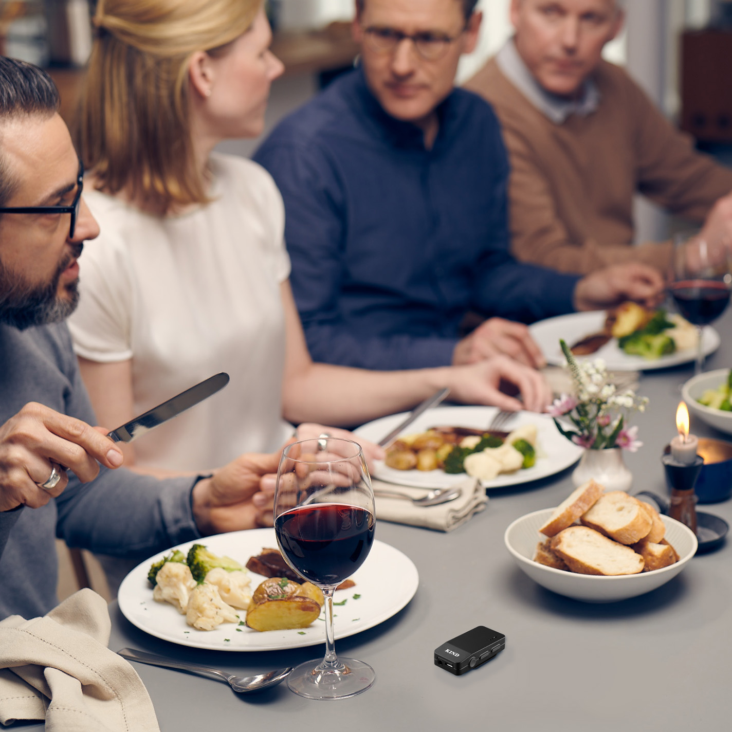 KINDmultistreamer-pro_auf-tisch_05-2023_1x1