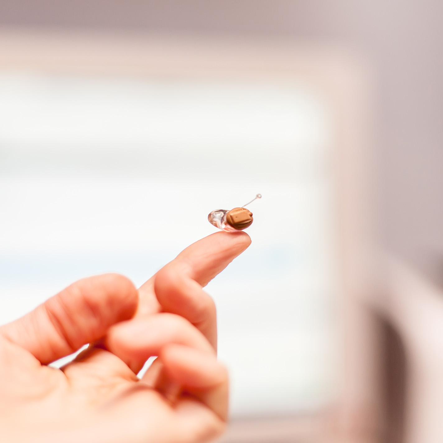 mini-hoergeraete_vorteile_05-2023_1x1