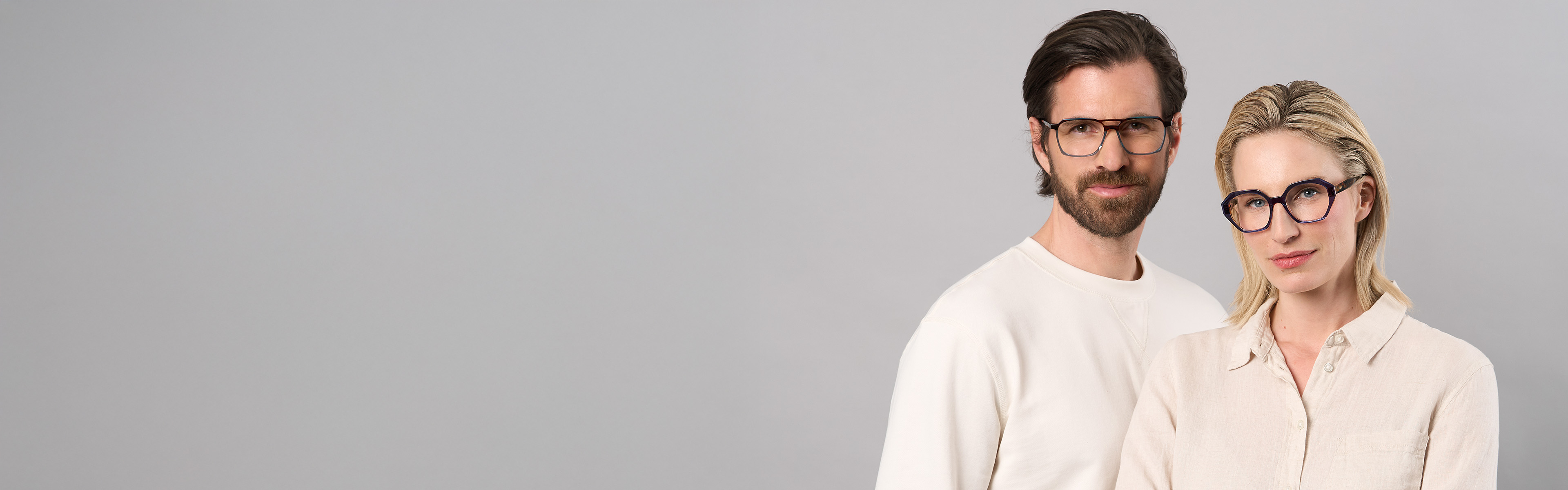 Online-Shop_Brillenmarken_Model_06-2025_16x5