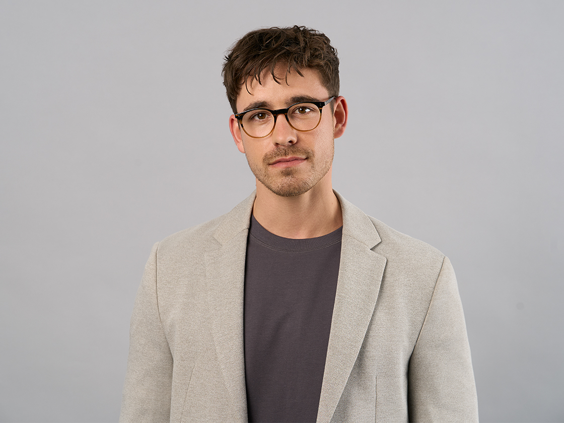 Online-Shop_Hackett_Model_06-2025_4x3