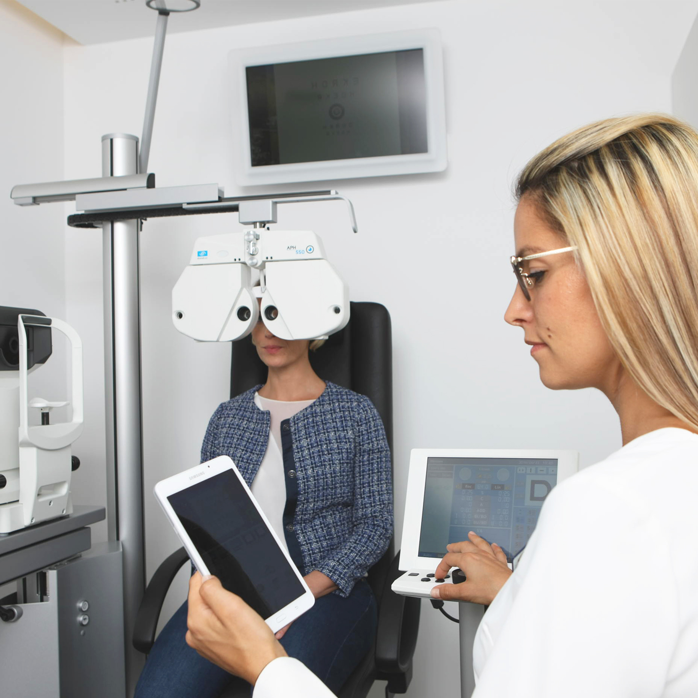 sehtest_augenoptikerin_10-2022_1x1