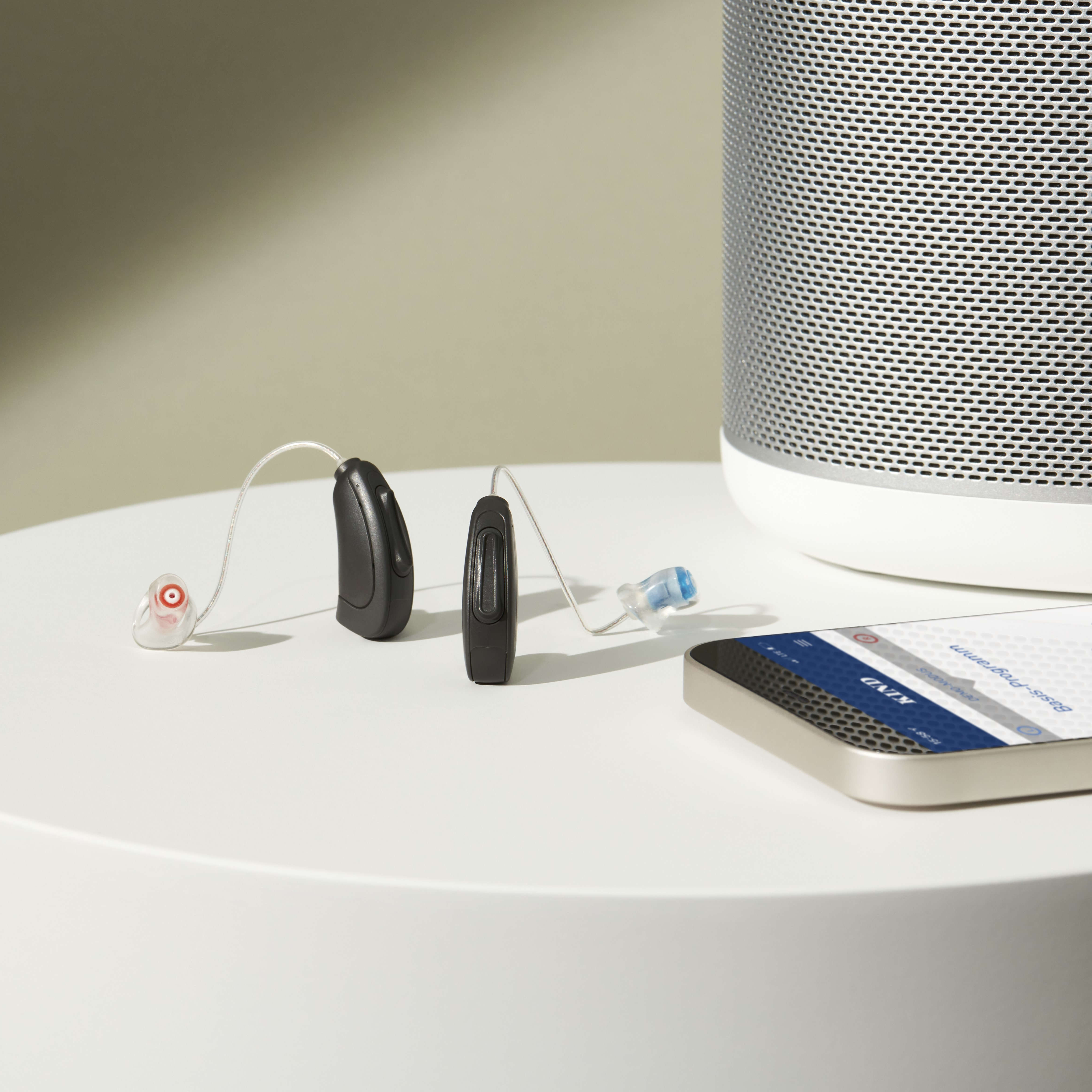 Smarte_Hoergeraete_KINDwings_08-2022_1x1